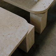 New Works Konferenční stolek Atlas, 60x60, Unfilled Travertine - DESIGNSPOT