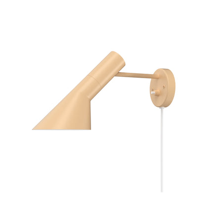 Louis Poulsen Nástěnná lampa AJ, Warm sand - DESIGNSPOT