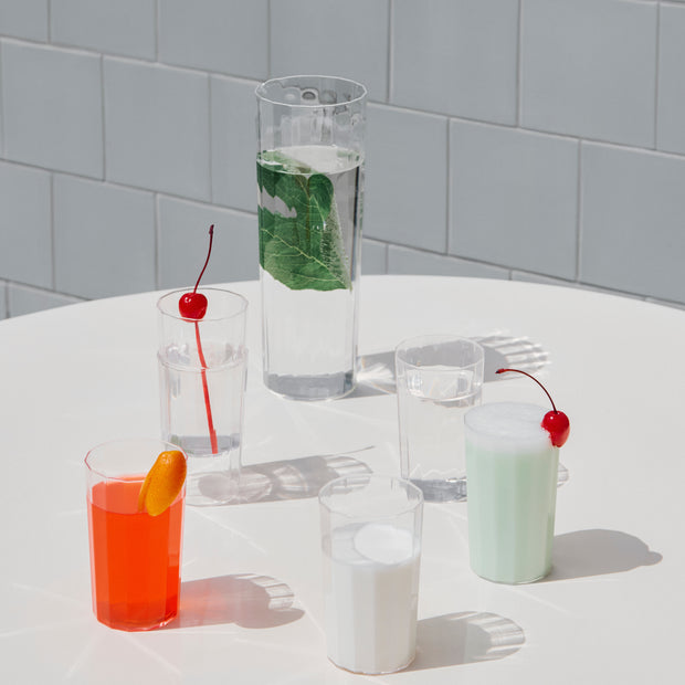 HAY Křišťálová karafa Angle, 0,9 L, Clear - DESIGNSPOT