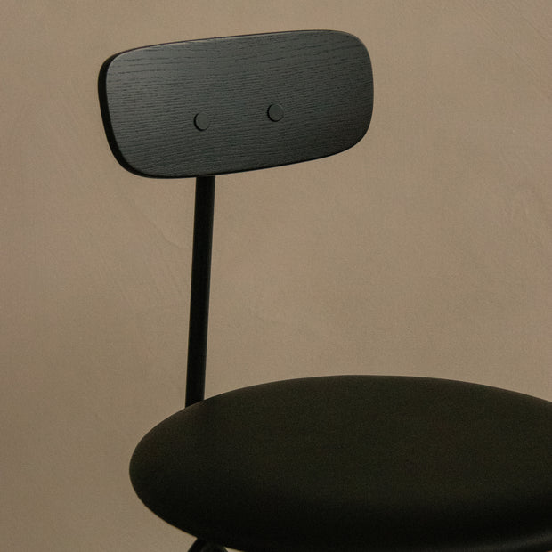 Audo Copenhagen Barová židle Afteroom Bar Chair, Black Oak - DESIGNSPOT