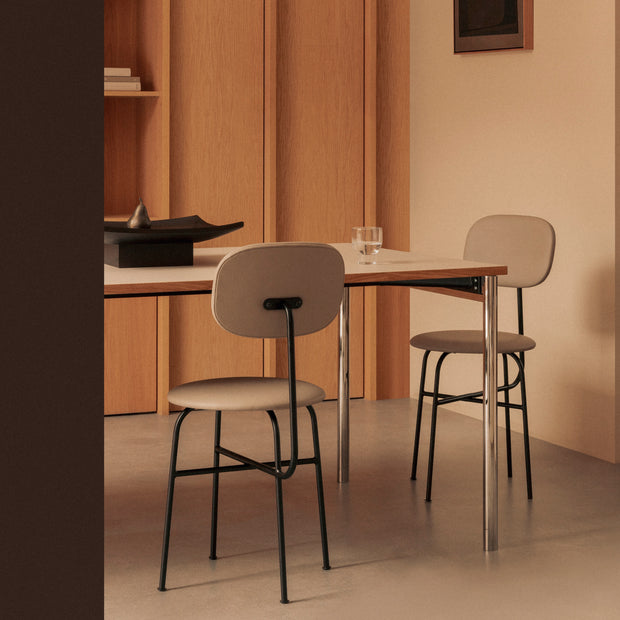 Audo Copenhagen Jídelní židle Afteroom Dining Plus, Black Oak - DESIGNSPOT