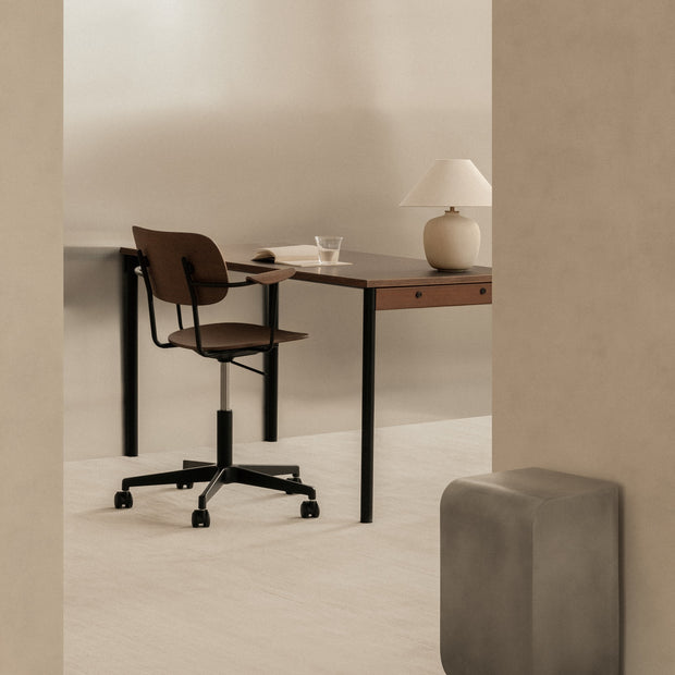 Audo Copenhagen Kancelářská židle Co Task s područkami, Chrome / Natural Oak - DESIGNSPOT
