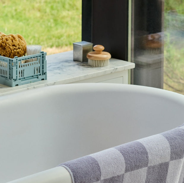 HAY Úložný box Colour Crate, Small, Sky Blue - DESIGNSPOT
