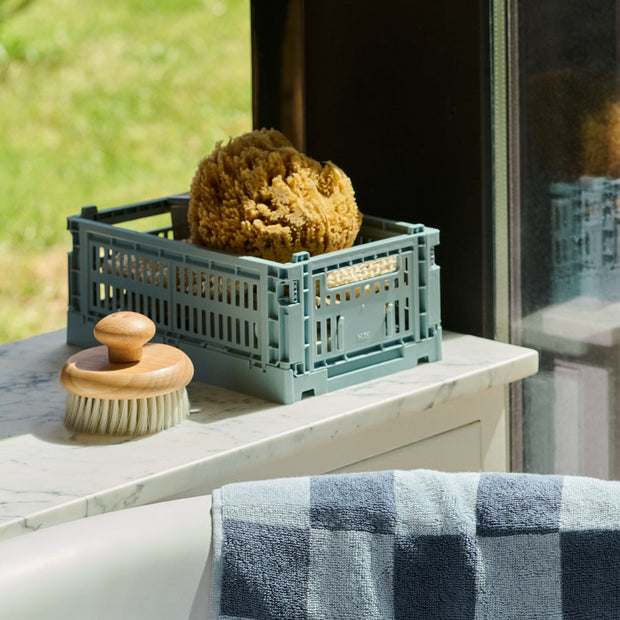 HAY Úložný box Colour Crate, Small, Sky Blue - DESIGNSPOT