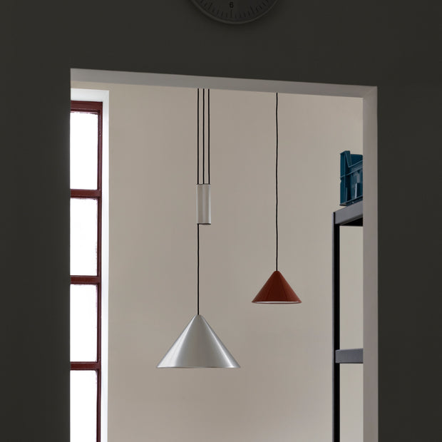 HAY Závěsná lampa Compass Adjustable, 430, Oyster White - DESIGNSPOT