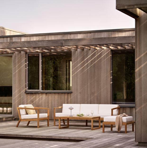 Fritz Hansen Stojací lampa Clam - DESIGNSPOT