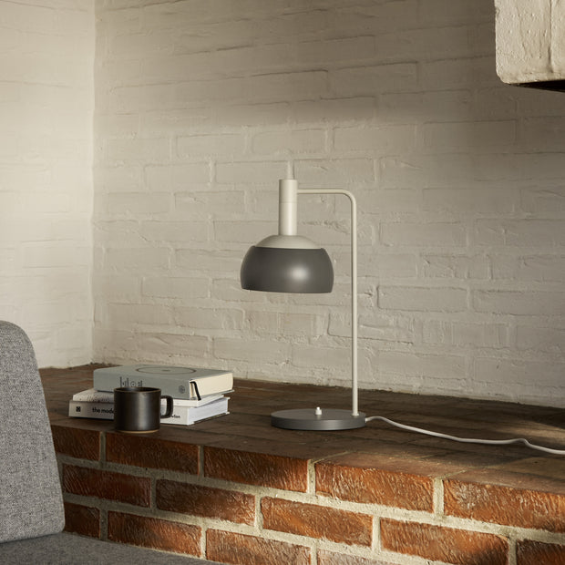 Louis Poulsen Stolní lampa FJ Elements, White - DESIGNSPOT
