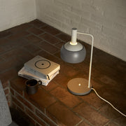 Louis Poulsen Stolní lampa FJ Elements, White - DESIGNSPOT