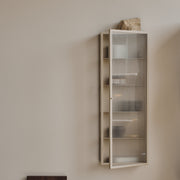 Ferm Living Nástěnná skříňka Haze Tall, Oxide Red - DESIGNSPOT