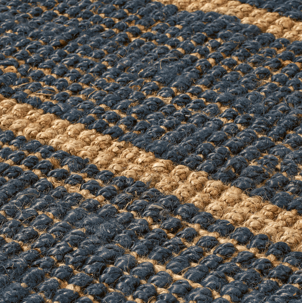 Ferm Living Koberec Athens Stripes, Natural / Ink Blue - DESIGNSPOT