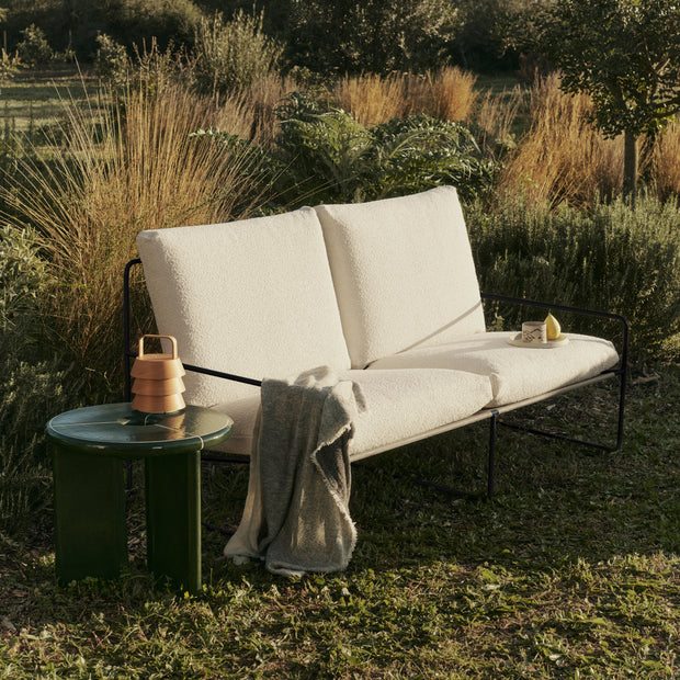 Ferm Living Konferenční stolek Deya, Dark Green - DESIGNSPOT