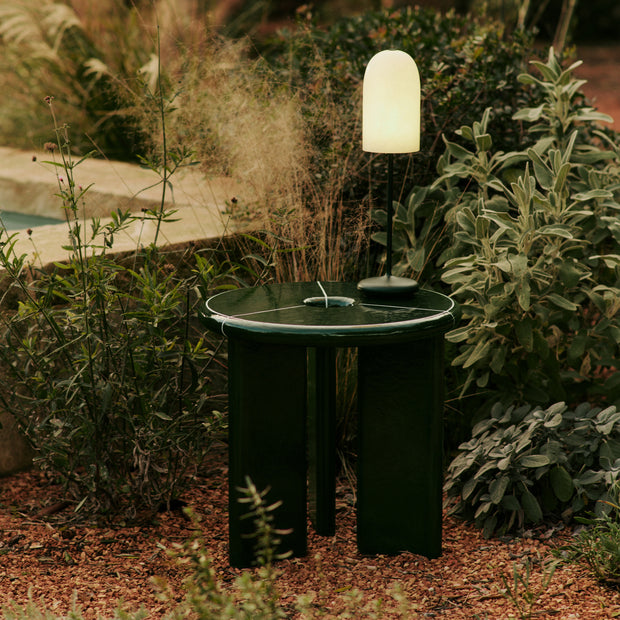 Ferm Living Konferenční stolek Deya, Dark Green - DESIGNSPOT