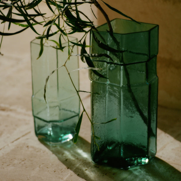 Ferm Living Váza Muro, Large, Green - DESIGNSPOT