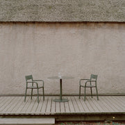 New Works Zahradní stolek May Bistro, 70x70, Light Grey - DESIGNSPOT
