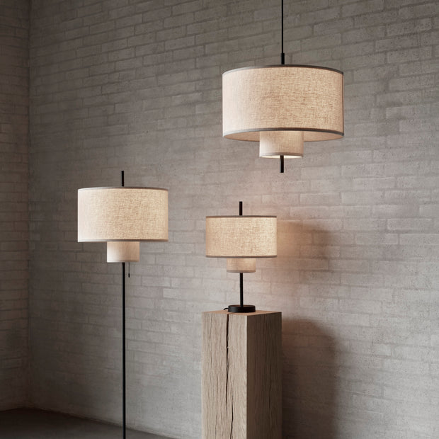 New Works Stolní lampa Margin, Black / Beige - DESIGNSPOT