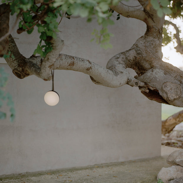 New Works Přenosná lampa Sphere Adventure, Deep Green - DESIGNSPOT