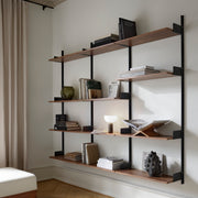 New Works Policová sestava Wall 1900, Cabinet Low w. Doors - DESIGNSPOT