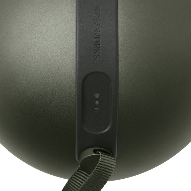 New Works Přenosná lampa Sphere Adventure, Deep Green - DESIGNSPOT