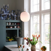 Louis Poulsen Závěsná lampa VL 45 Radiohus, 250, Brass / Pale Rose - DESIGNSPOT