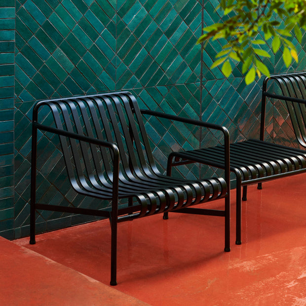 HAY Zahradní křeslo Palissade Lounge Low, Iron Red - DESIGNSPOT