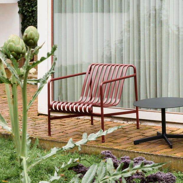 HAY Zahradní křeslo Palissade Lounge Low, Iron Red - DESIGNSPOT