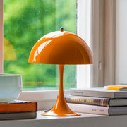 Louis Poulsen Stolní lampa Panthella 250, Pale blue opal acryl - DESIGNSPOT