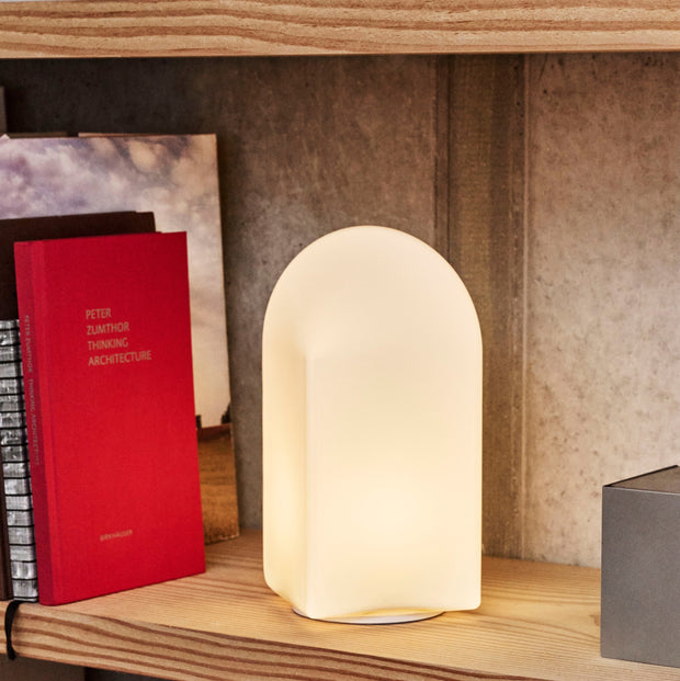 HAY Přenosná lampa Parade, 160, Blush Pink - DESIGNSPOT