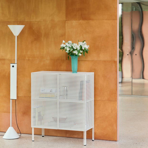 HAY Stojací lampa Twist, Cream White - DESIGNSPOT