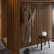 Louis Poulsen Přenosná lampa VL 45 Radiohus, Brass / White Opal - DESIGNSPOT