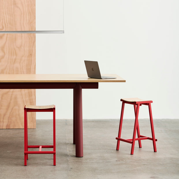 Hay Barová stolička Taburete 8 Bar Stool, High, Signal Red - DESIGNSPOT