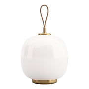 Louis Poulsen Přenosná lampa VL 45 Radiohus, Brass / White Opal - DESIGNSPOT