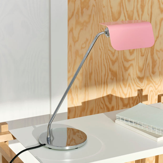 HAY Stolní lampa Apex Desk, Luis Pink - DESIGNSPOT