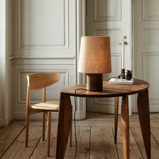 ferm LIVING Jídelní židle Herman Wood, Red Brown - DESIGNSPOT