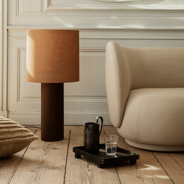 ferm LIVING Podstavec stolní lampy Post, Small, Dark Brown - DESIGNSPOT