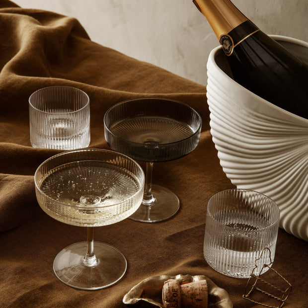 Ferm Living Skleničky na bílé víno Ripple, Clear, sada 2 kusů - DESIGNSPOT