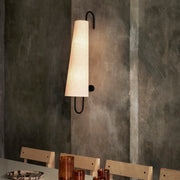 Ferm Living Nástěnná lampa Ancora, Black / Natural - DESIGNSPOT