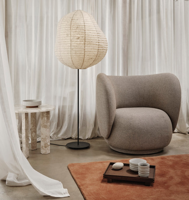 Ferm Living Dřevěný podnos Bon Large, Smoked Oak - DESIGNSPOT