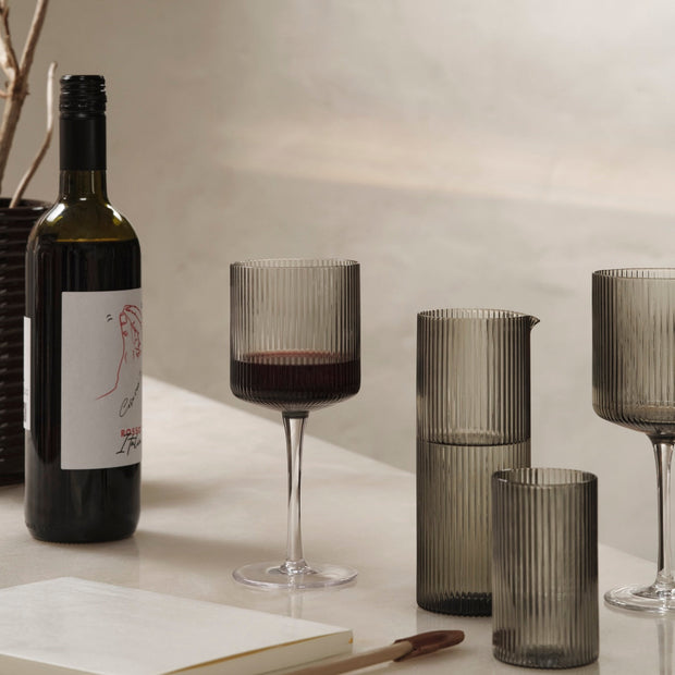 Ferm Living Skleničky na bílé víno Ripple, Clear, sada 2 kusů - DESIGNSPOT