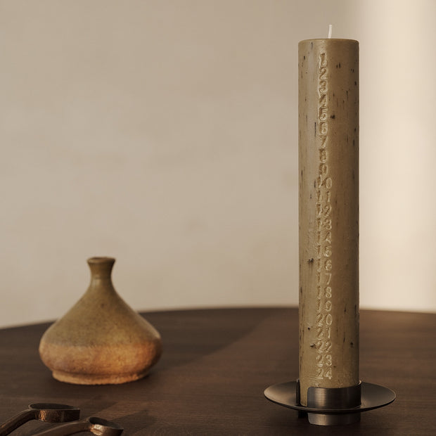 Ferm Living Adventní svíčka Mura, Artichoke Green - DESIGNSPOT