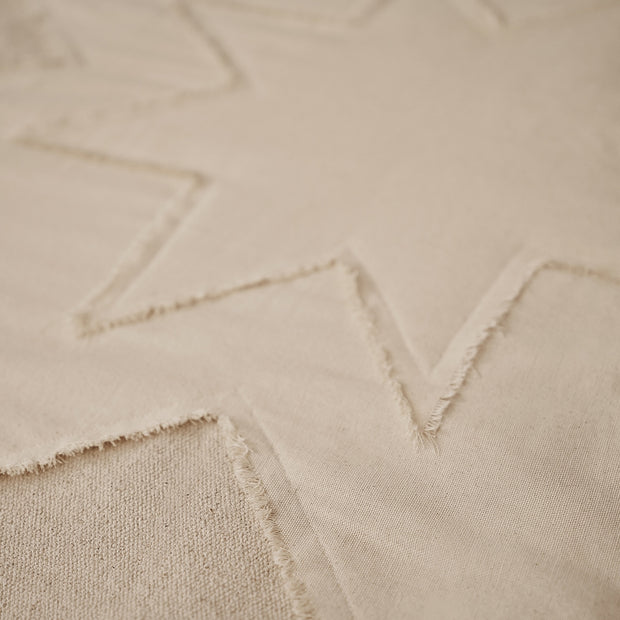 Ferm Living Podložka pod vánoční stromek Vela Star, Natural - DESIGNSPOT