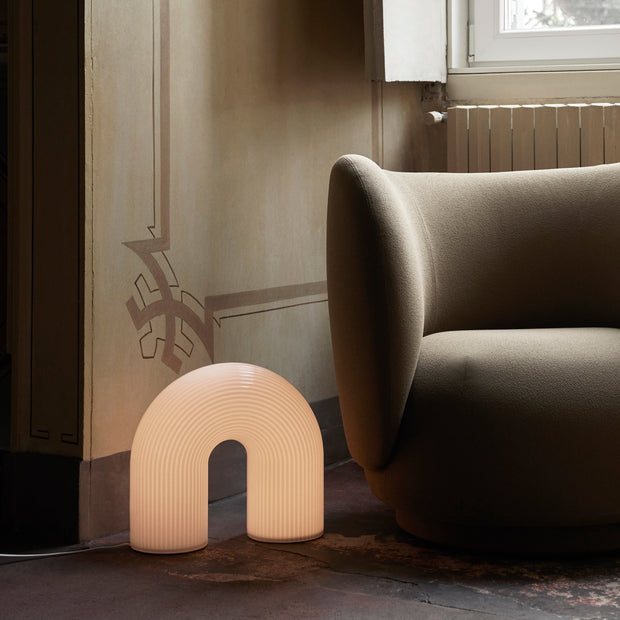Ferm Living Křeslo Rico, Grain, Cashmere - DESIGNSPOT