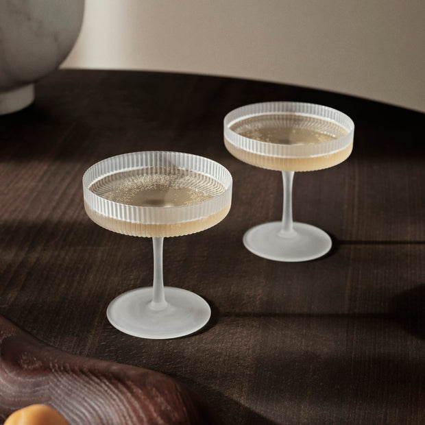 Ferm Living Skleničky na bílé víno Ripple, Clear, sada 2 kusů - DESIGNSPOT