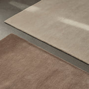 Ferm Living Koberec Stille Tufted, Off-white - DESIGNSPOT