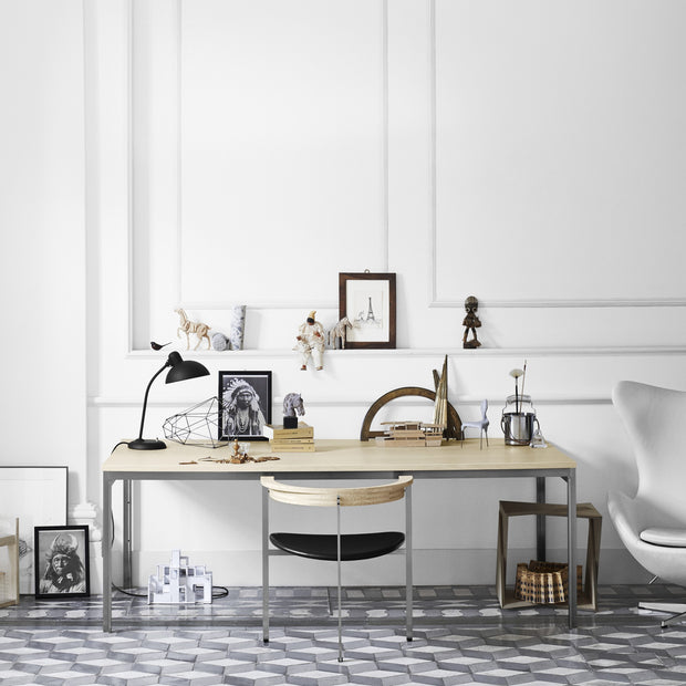 Fritz Hansen Stolní lampa Kaiser Idell, Matt Black - DESIGNSPOT