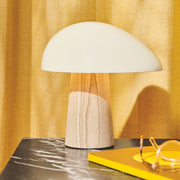 Fritz Hansen Stolní lampa Night Owl, Smokey White / Ash - DESIGNSPOT