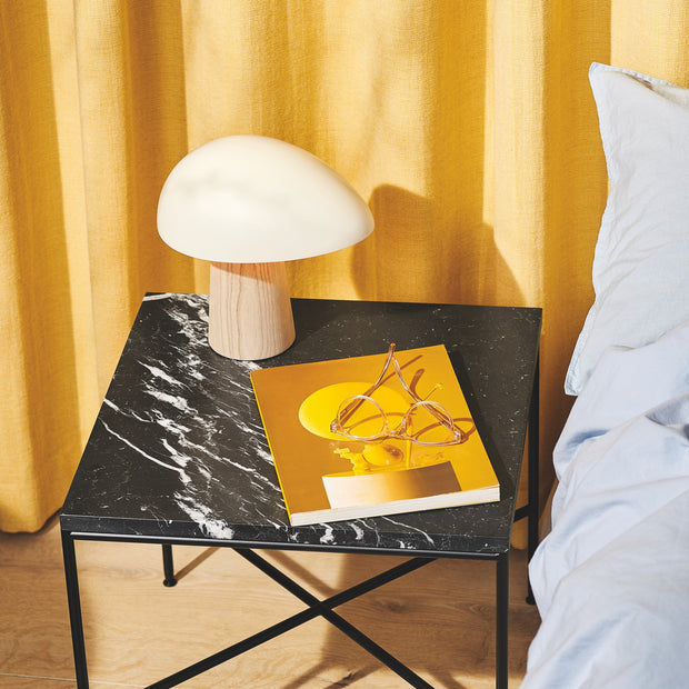 Fritz Hansen Stolní lampa Night Owl, Midnight Blue / Ash - DESIGNSPOT