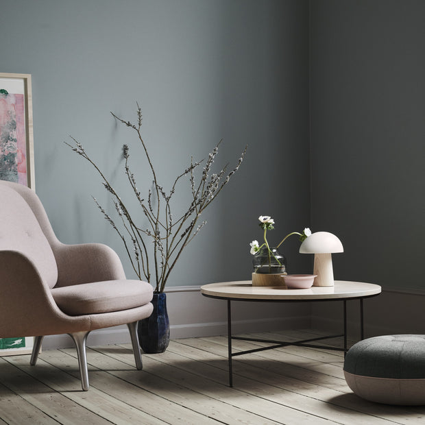 Fritz Hansen Stolní lampa Night Owl, Midnight Blue / Ash - DESIGNSPOT