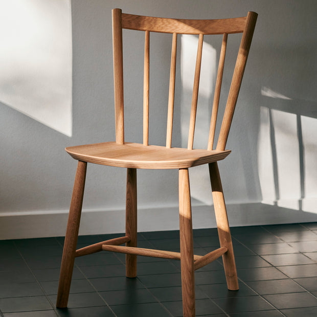HAY Jídelní židle J41, Sage - DESIGNSPOT