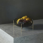 Audo Copenhagen Mísa Echasse M, Smoke / Brushed Brass - DESIGNSPOT