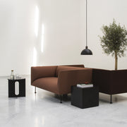 Audo Copenhagen Odkládací stolek Plinth Cubic, Black Marble - DESIGNSPOT